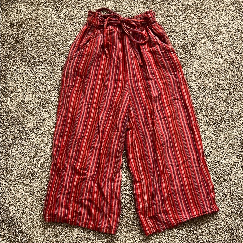 Cropped American Eagle boho pants